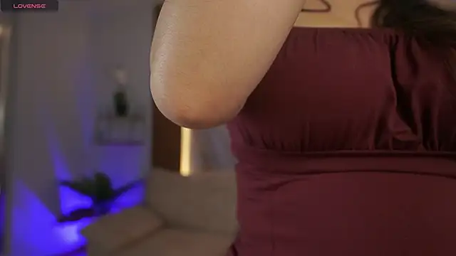 MilaCrave online show from 20, 12, 2025