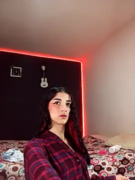 ingrid zese  online show from 25, 11, 2025