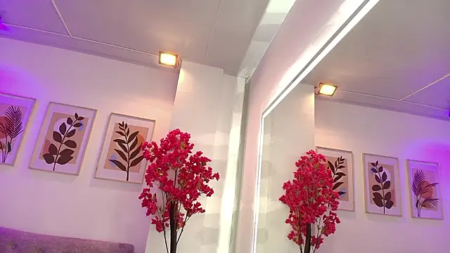 Anie johnson online show from 6, 3, 2026