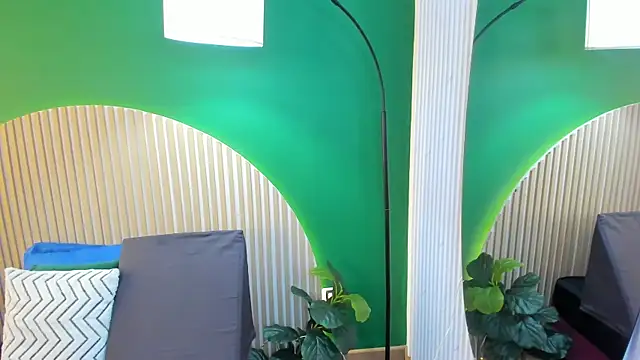 halleylorens online show from 27, 9, 2025