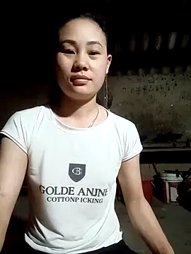 Snapshot of Ruaiuoi chatting on 17, 4, 2026 Ruaiuoi online show from 17, 4, 2026