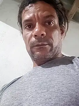 Snapshot of PAROQUI chatting on 2, 7, 2026 PAROQUI online show from 2, 7, 2026