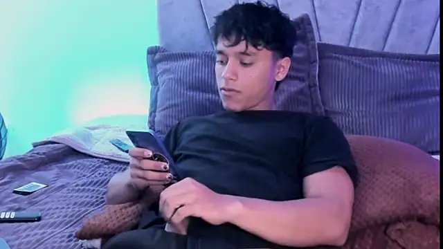 ZYZZ1312 online show from 13, 11, 2025