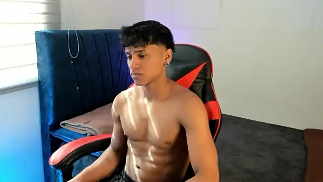 Snapshot of ZYZZ1312 chatting on 10, 6, 2026 ZYZZ1312 online show from 10, 6, 2026