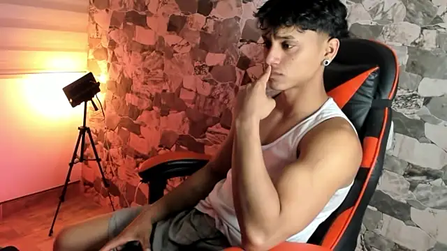 Snapshot of ZYZZ1312 chatting on 25, 6, 2026 ZYZZ1312 online show from 25, 6, 2026