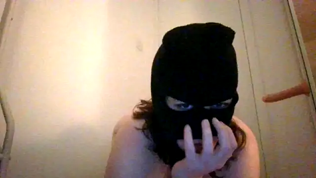 Snapshot of good_girls_obey chatting on 27, 9, 2025 good girls obey online show from 27, 9, 2025