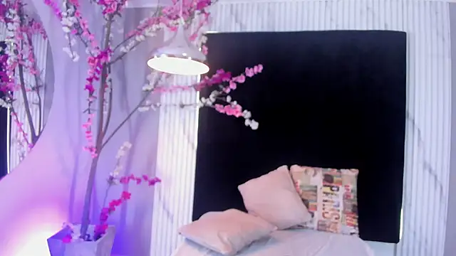 MONIK FOX CR online show from 30, 10, 2025