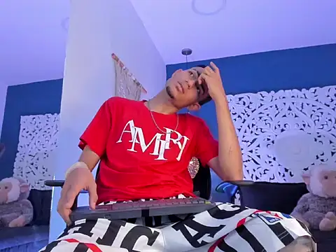 Snapshot of Adonis_WB chatting on 30, 9, 2025 Adonis WB online show from 30, 9, 2025