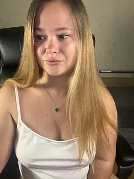 Snapshot of CaramelleSugar_ chatting on 20, 9, 2025 CaramelleSugar  online show from 20, 9, 2025