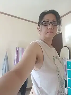 Snapshot of HotAsianDish chatting on 1, 6, 2026 HotAsianDish online show from 1, 6, 2026