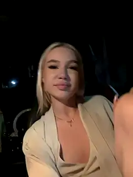 Kiss Avrora  online show from 14, 9, 2025