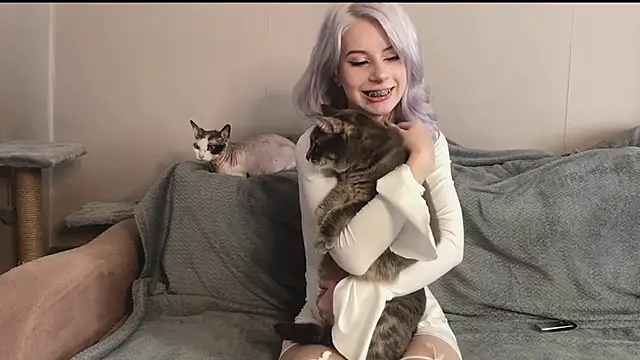 Snapshot of snowy_lisa chatting on 15, 11, 2025 snowy lisa online show from 15, 11, 2025