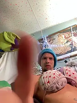 ColDreaMZz93 online show from 23, 3, 2026