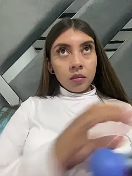 Sara-cooper2 online show from 14, 2, 2026