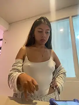 Sara-cooper2 online show from 7, 3, 2026