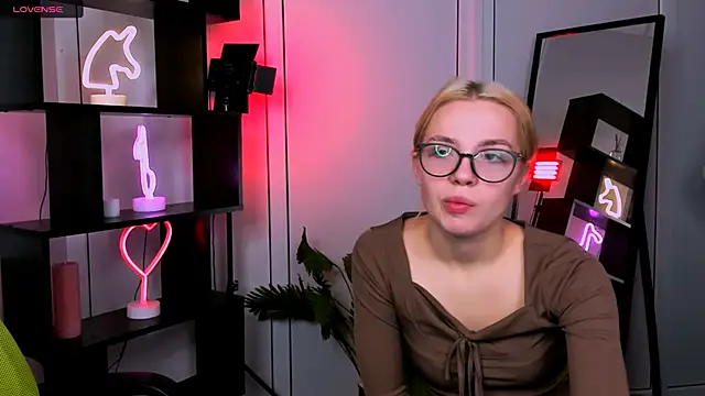 rose style online show from 12, 11, 2025