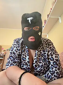 chiaretta loveit online show from 20, 4, 2026