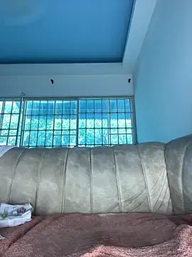 Snapshot of SophieD chatting on 7, 4, 2026 SophieD online show from 7, 4, 2026