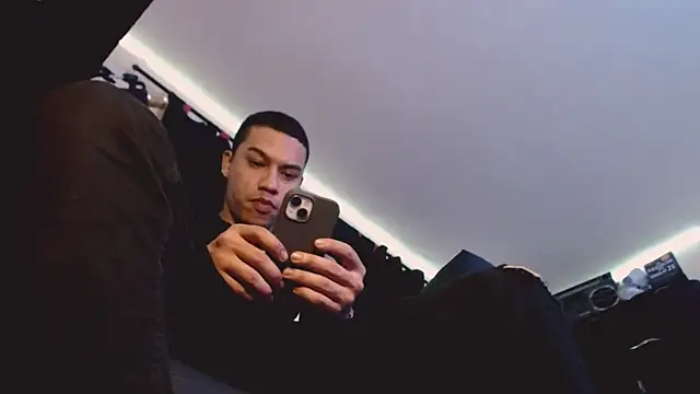 AlphaMasterXxx online show from 15, 9, 2025