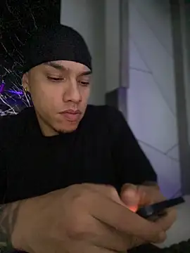 AlphaMasterXxx online show from 25, 10, 2025