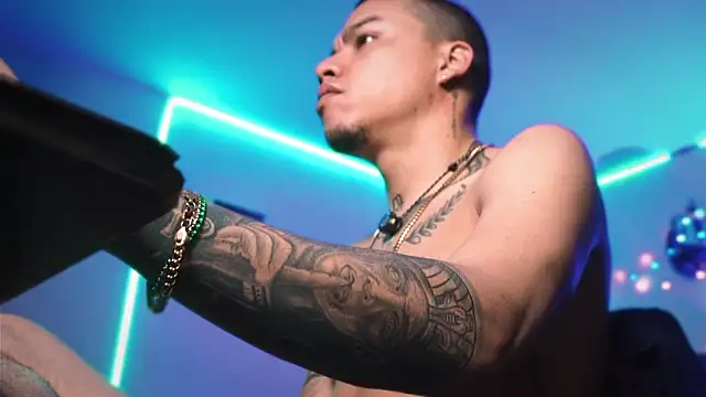 AlphaMasterXxx online show from 18, 2, 2026