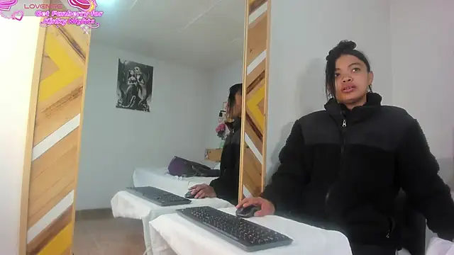 SoleneFontaine online show from 16, 12, 2025