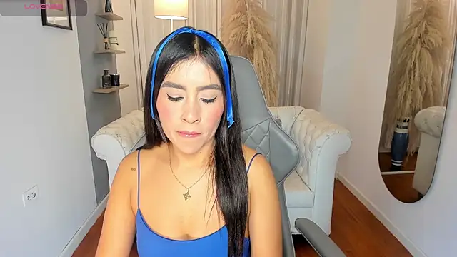 Snapshot of Natalia_Leon8 chatting on 13, 1, 2026 Natalia Leon8 online show from 13, 1, 2026