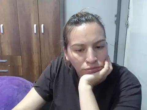 cloequeen15 online show from 14, 11, 2025