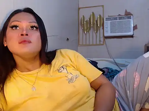 Snapshot of TS_gorgeousJhem chatting on 2, 8, 2026 TS gorgeousJhem online show from 2, 8, 2026