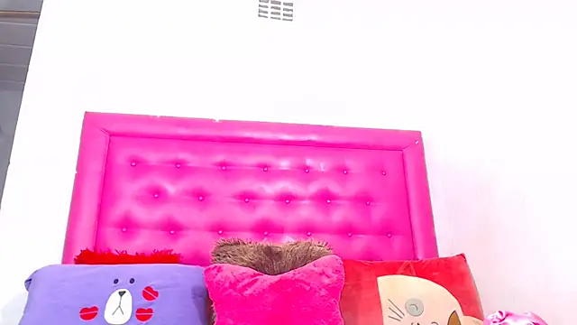 LoloQueen5 online show from 18, 3, 2026