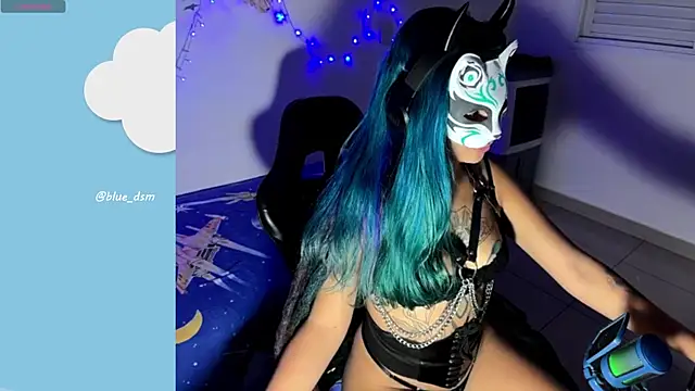 Snapshot of bluesubmissive chatting on 4, 6, 2026 bluesubmissive online show from 4, 6, 2026