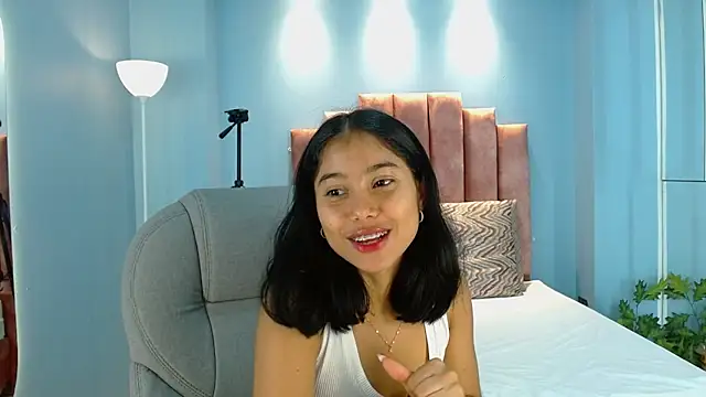 Snapshot of Milaa_Star_ chatting on 11, 2, 2026 Milaa Star online show from 11, 2, 2026