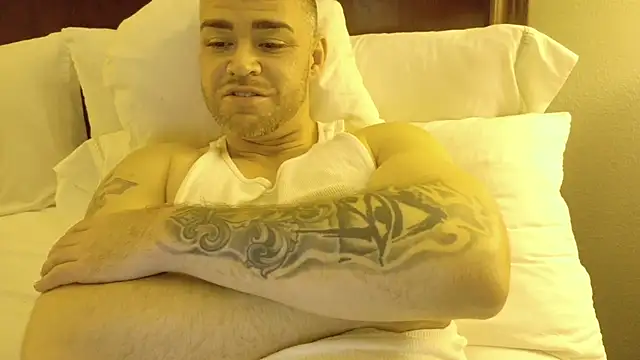 Snapshot of Dallasbest214 chatting on 30, 11, 2025 Dallasbest214 online show from 30, 11, 2025