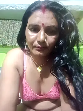 Snapshot of ZIVAA chatting on 9, 4, 2026 ZIVAA online show from 9, 4, 2026