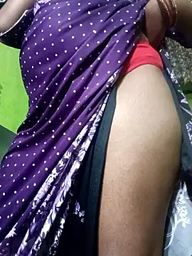 Snapshot of ZIVAA chatting on 13, 4, 2026 ZIVAA online show from 13, 4, 2026