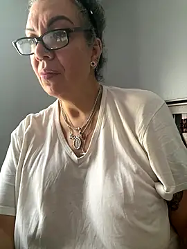 dieseldame1313 online show from 17, 11, 2025