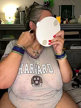 dieseldame1313 online show from 9, 1, 2026