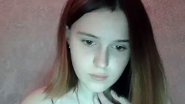 SweetLoraa online show from 30, 10, 2025