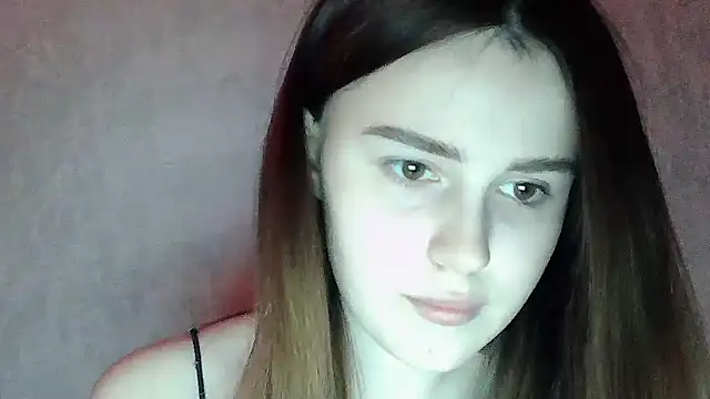 SweetLoraa online show from 16, 3, 2026