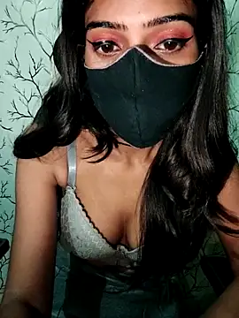 Crystil love-21 online show from 10, 4, 2026