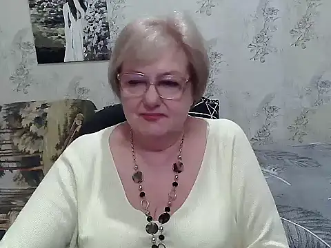 Snapshot of Renata62011 chatting on 20, 4, 2026 Renata62011 online show from 20, 4, 2026