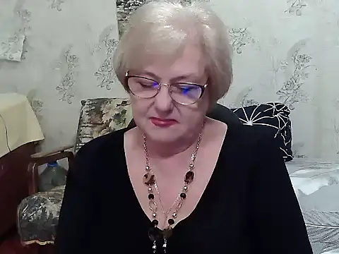 Snapshot of Renata62011 chatting on 11, 5, 2026 Renata62011 online show from 11, 5, 2026