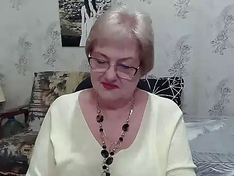 Snapshot of Renata62011 chatting on 17, 5, 2026 Renata62011 online show from 17, 5, 2026