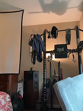 KeYBuMp323 online show from 2, 12, 2025