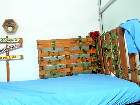 Snapshot of cris_dulce chatting on 3, 3, 2026 cris dulce online show from 3, 3, 2026