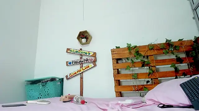 Snapshot of cris_dulce chatting on 25, 3, 2026 cris dulce online show from 25, 3, 2026