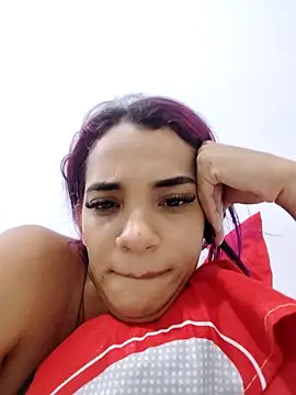 Snapshot of cris_dulce chatting on 3, 4, 2026 cris dulce online show from 3, 4, 2026