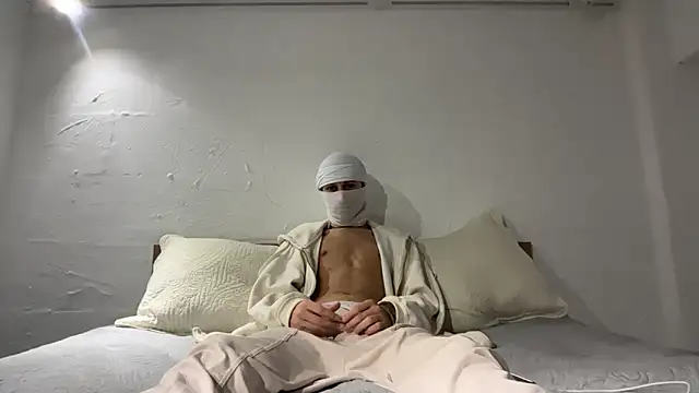 holydirt luxeno1 online show from 9, 3, 2026