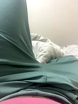 Snapshot of bigbulllaksh chatting on 15, 10, 2025 bigbulllaksh online show from 15, 10, 2025