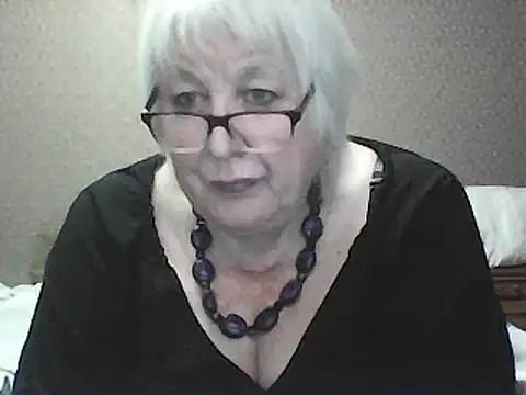Snapshot of Alexia64231 chatting on 10, 9, 2025 Alexia64231 online show from 10, 9, 2025